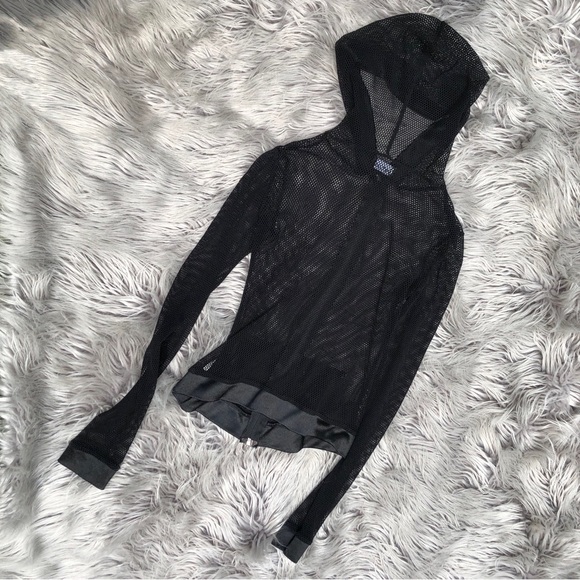 True Vintage y2k Wet Seal Black Fishnet Hoodie, Size S - Picture 3 of 4